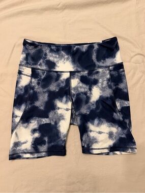 Old Navy Active - Powersoft Bike Shorts - XL